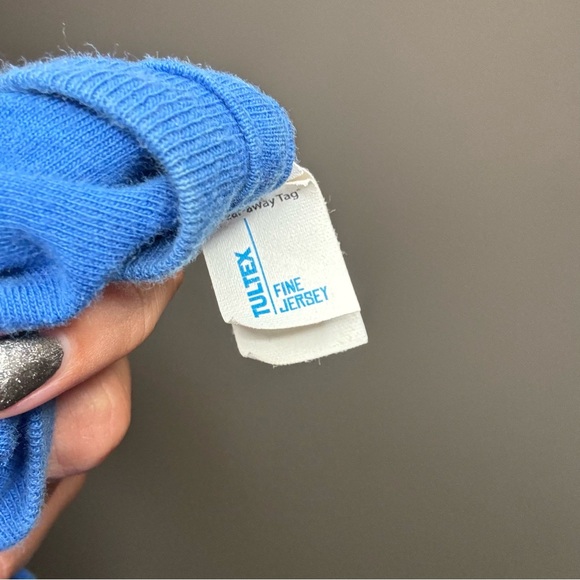 Sleigh Bells Band Merch Tee - Picture 4 of 4